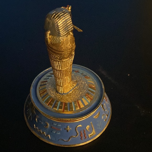 Egyptian Collectible Glass Dome - Picture 3 of 5